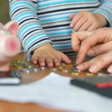 Finanční gramotnost Čechů klesá. Nejhůře jsou na tom mladí